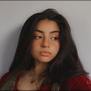 Meet your Posher, Alethea